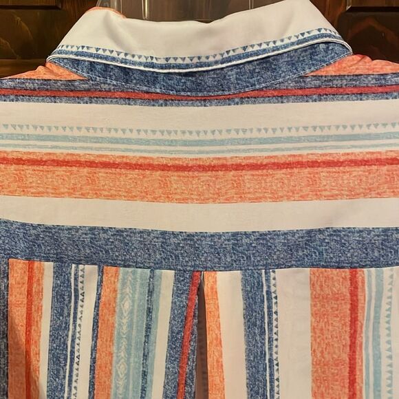 Button-front rounded hem long sleeve shirt size M coral, blue and cream stripes - Picture 6 of 13